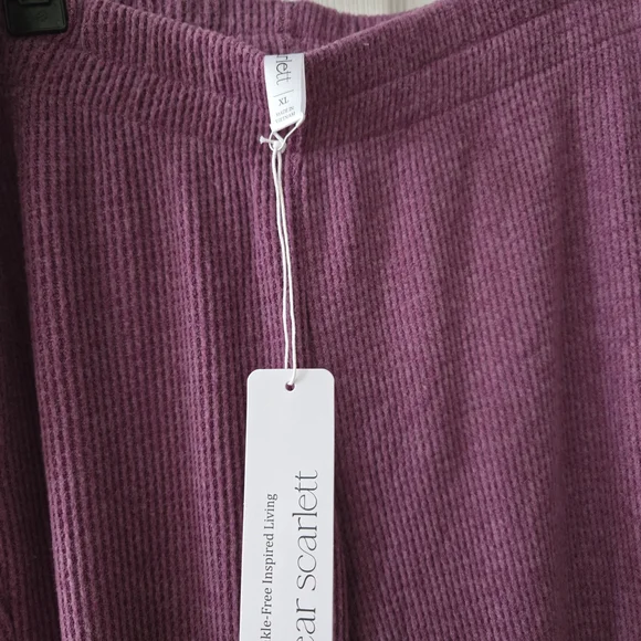 Women's Purple Pantsuit - Picture 10 of 12